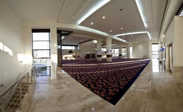 الملك يفتتح مسجد الهمشري - فيديو وصور