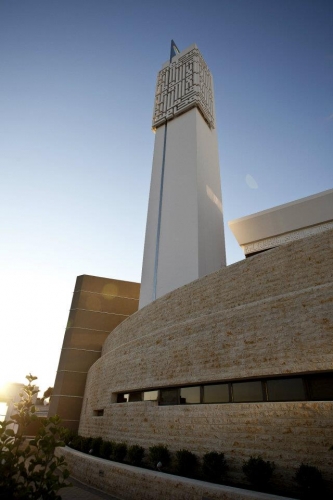 الملك يفتتح مسجد الهمشري - فيديو وصور