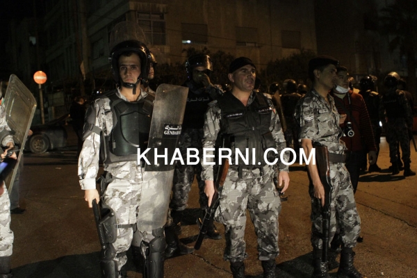 صور تفريق احتجاجات جبل الحسين