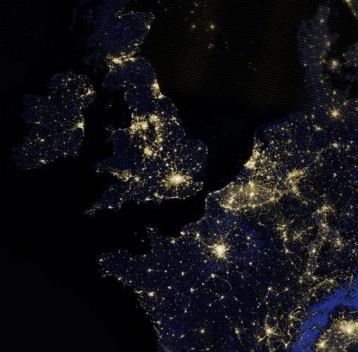 شاهدوا صور الكرة الأرضية ليلاً