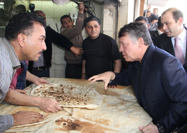 عيد ميلاد الملك الـ51 – فيديو وصور