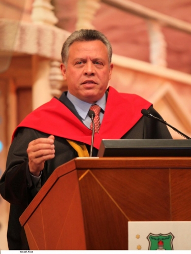 عيد ميلاد الملك الـ51 – فيديو وصور