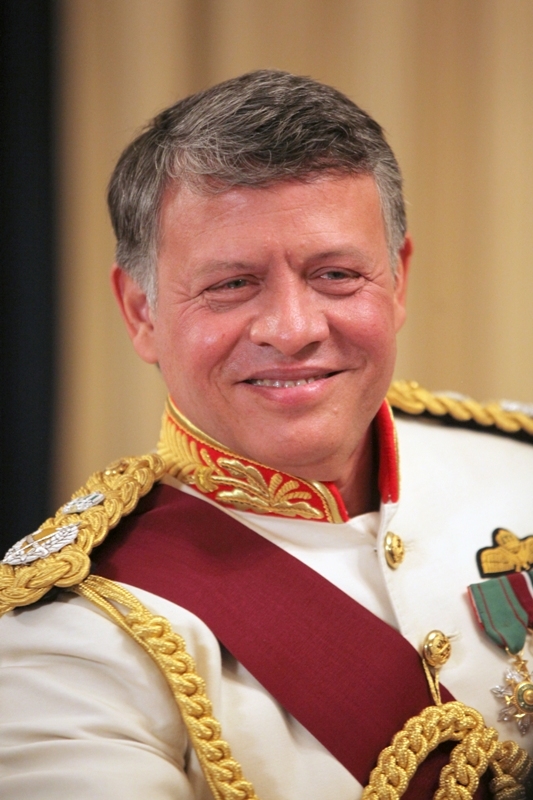 عيد ميلاد الملك الـ51 – فيديو وصور