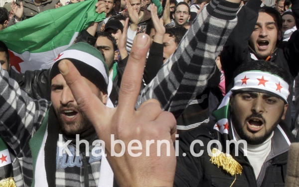 سوريون: الحر داعس على راس الأسد - صور