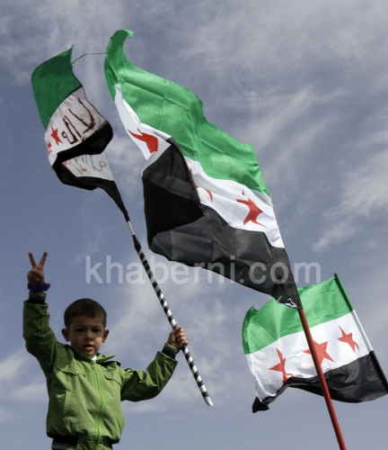 سوريون: الحر داعس على راس الأسد - صور