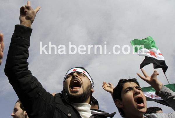 سوريون: الحر داعس على راس الأسد - صور