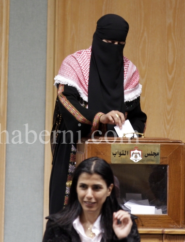 شاهدوا صور انتخابات رئاسة النواب