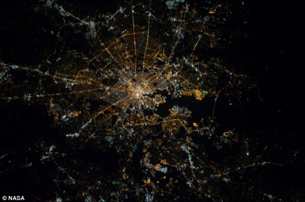 أجمل مدن العالم المضيئة – صور